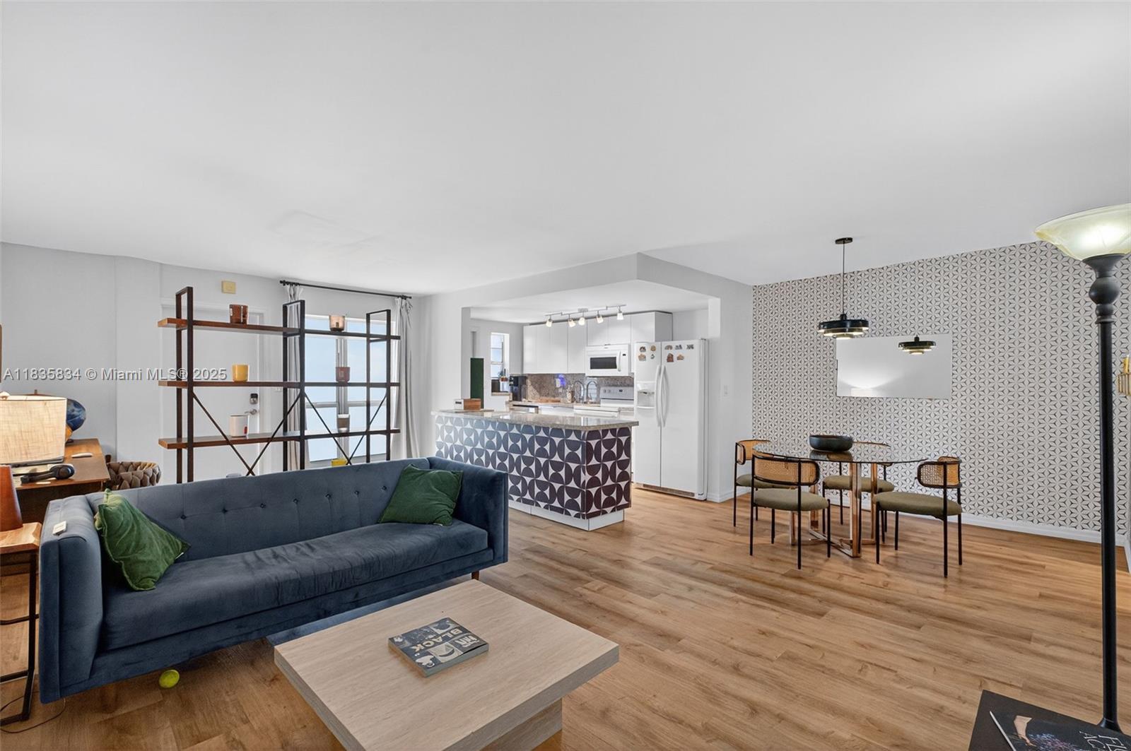 Property Photo: 1340 Lincoln Rd 403 FL 33139