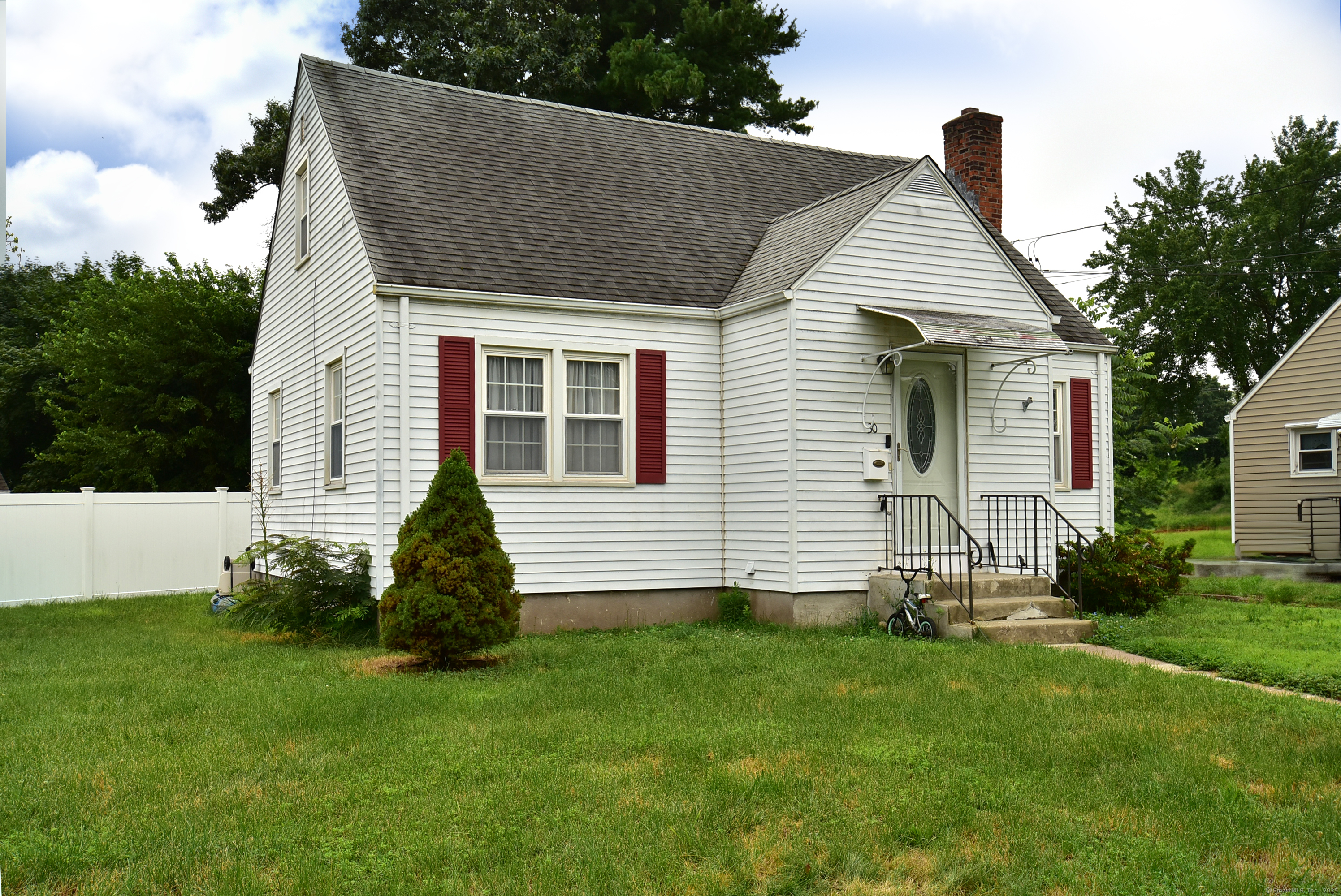 Property Photo: 30 Foxcroft Drive CT 06040