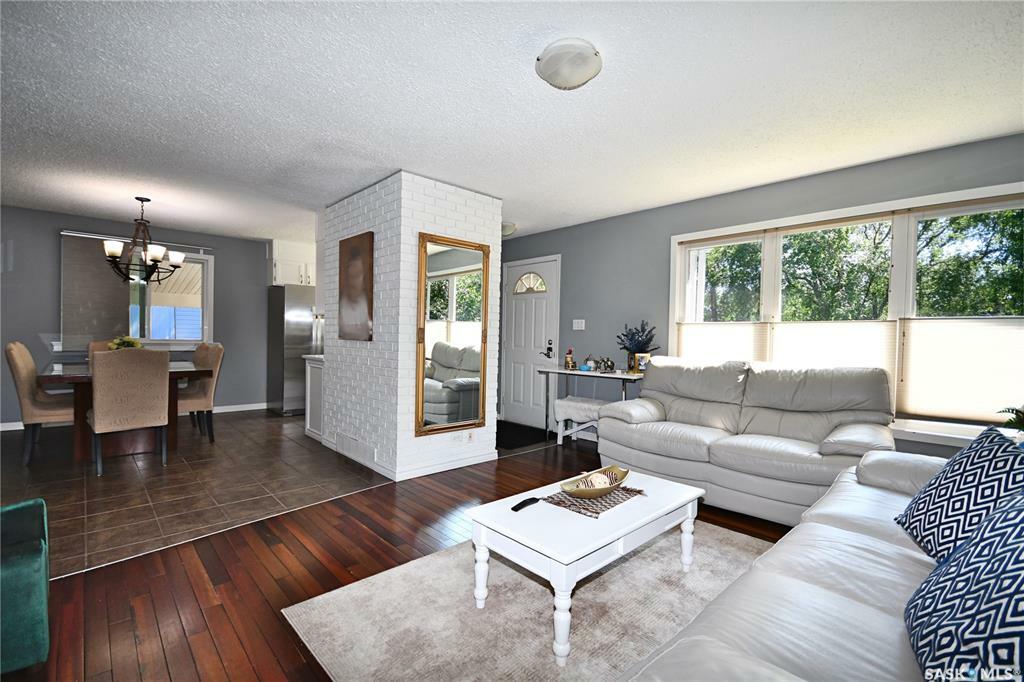 Photo de la propriété:  1438 2nd Street E  SK S6V 0H5 