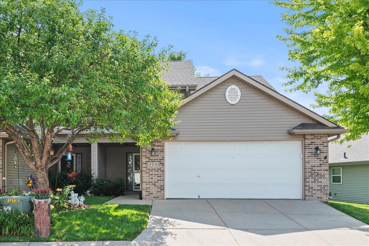 115 Highclere  Circle  Council Bluffs IA 51503 photo