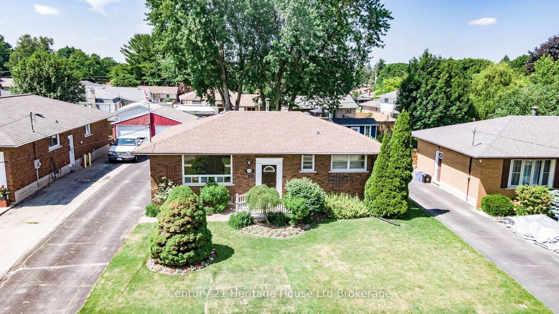 1009 Warwick Street  Woodstock ON N4S 4S3 photo