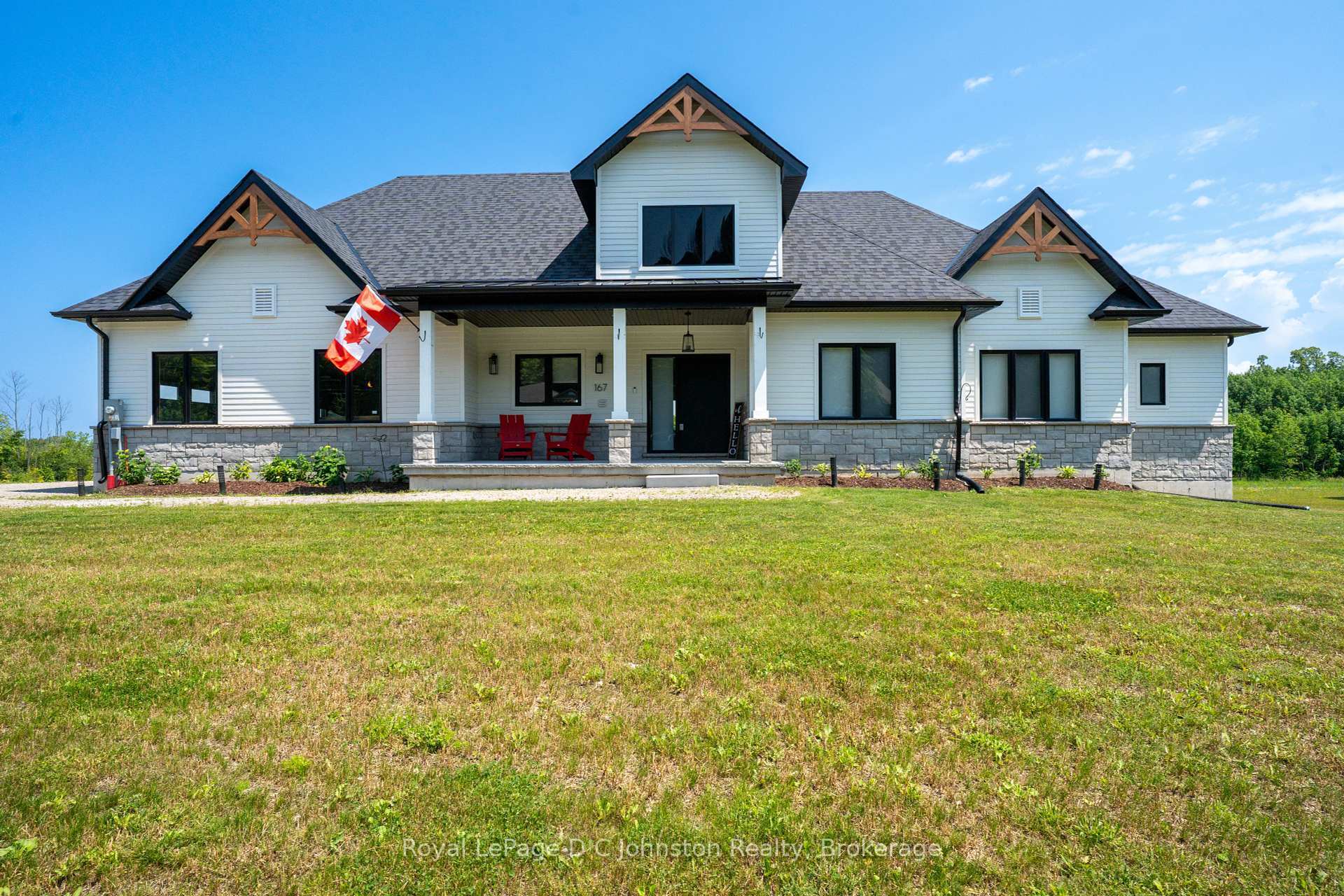 Property Photo:  167 Alexandria Street  ON N4K 0G2 