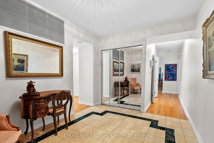 Property Photo:  3105 Carling Avenue 1604  ON K2H 5A6 
