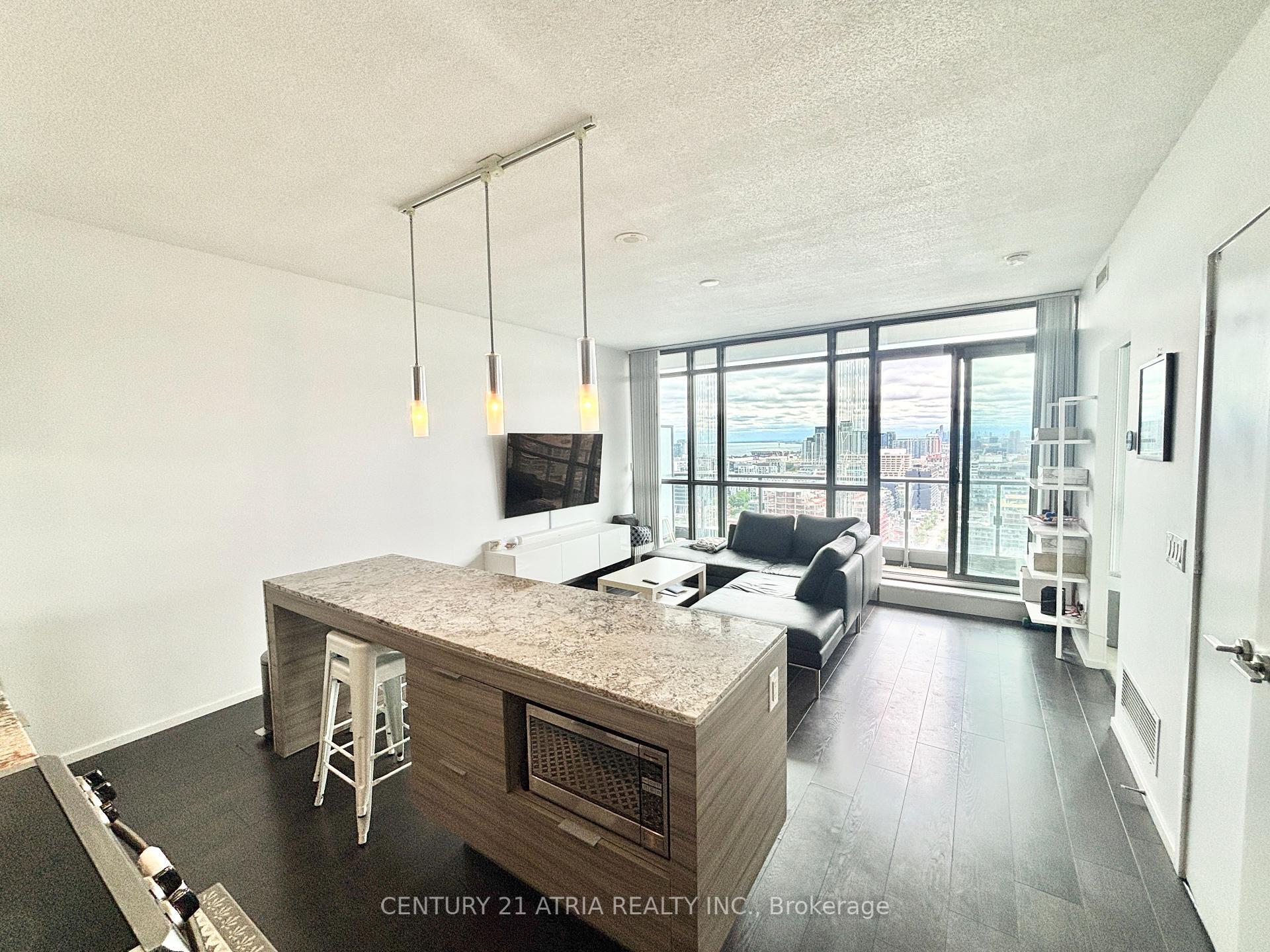 Property Photo: 8 Charlotte Street 2701 ON M5V 0K4