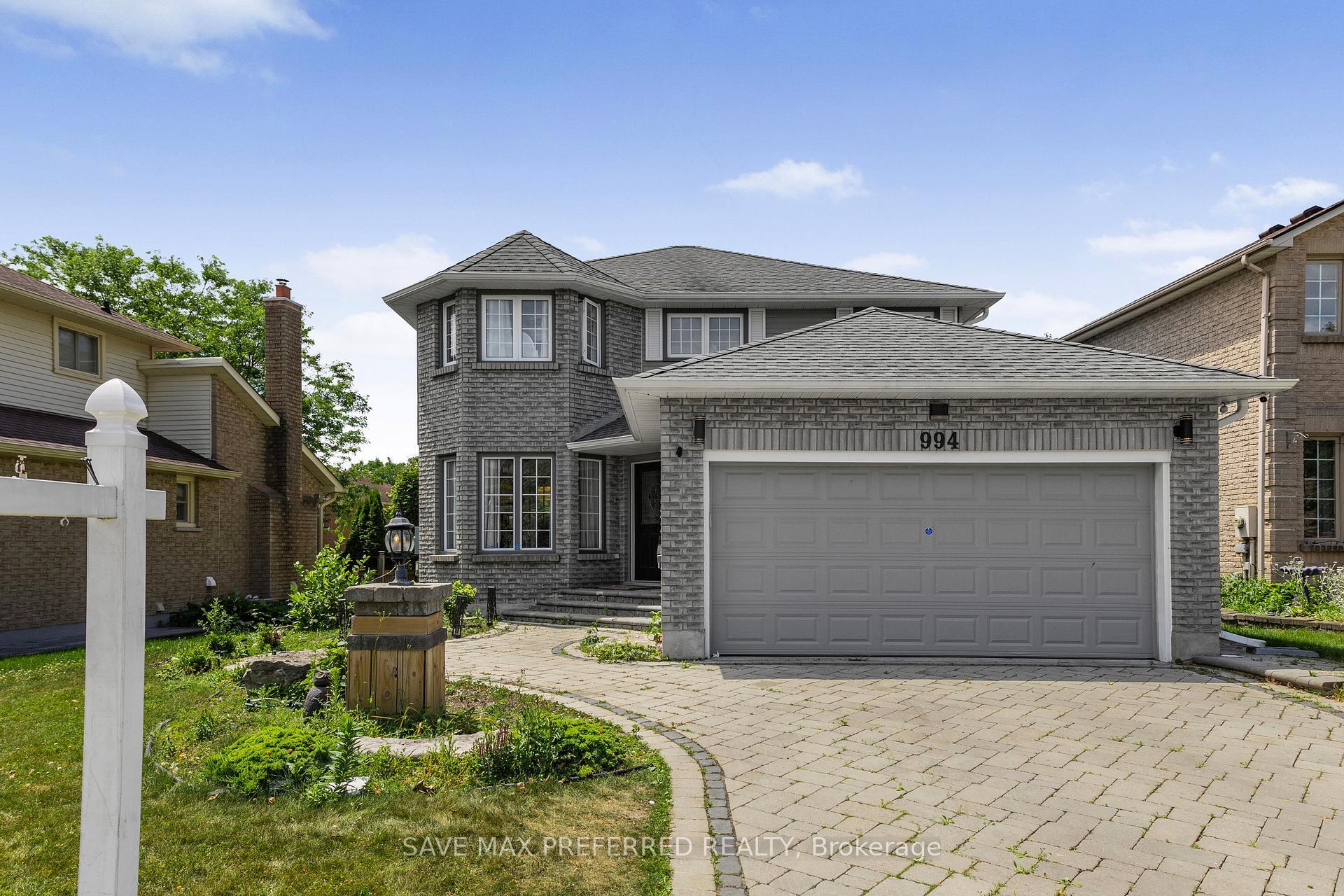 Property Photo: 994 Copperfield Drive ON L1K 1S4