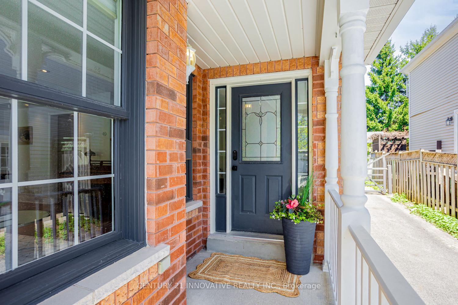 Property Photo: 4 Blackfriar Avenue ON L1M 1E4