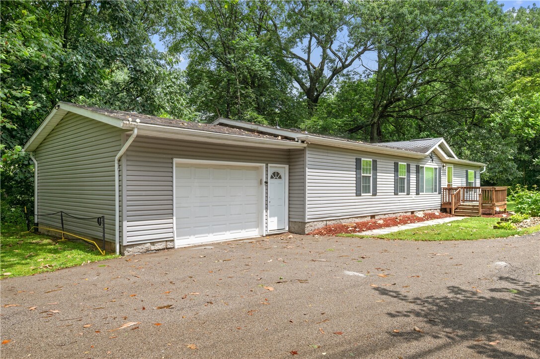 Property Photo: 405 Hiland Valley Drive PA 15229