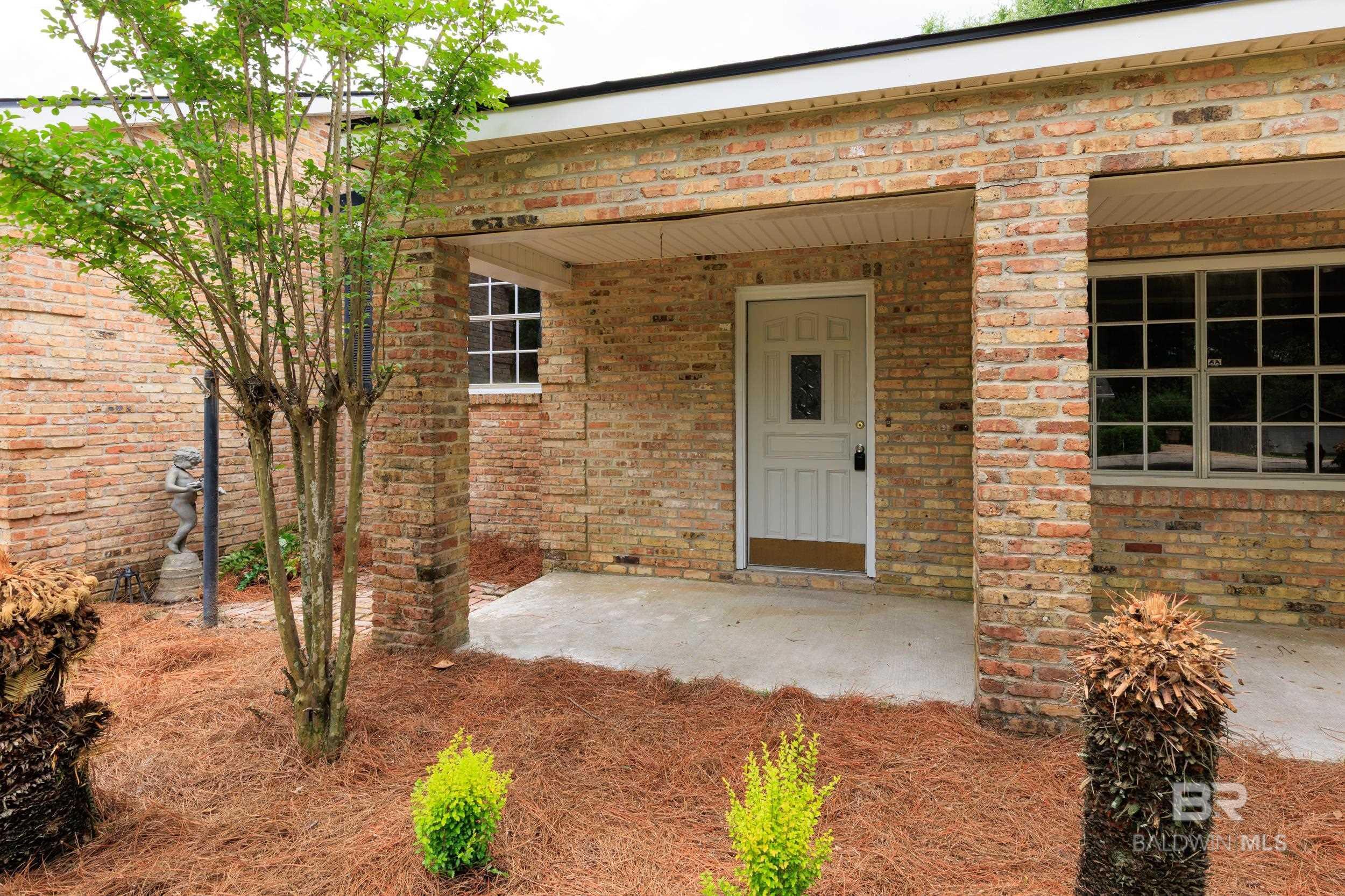 Property Photo: 6421 Angela Court AL 36695