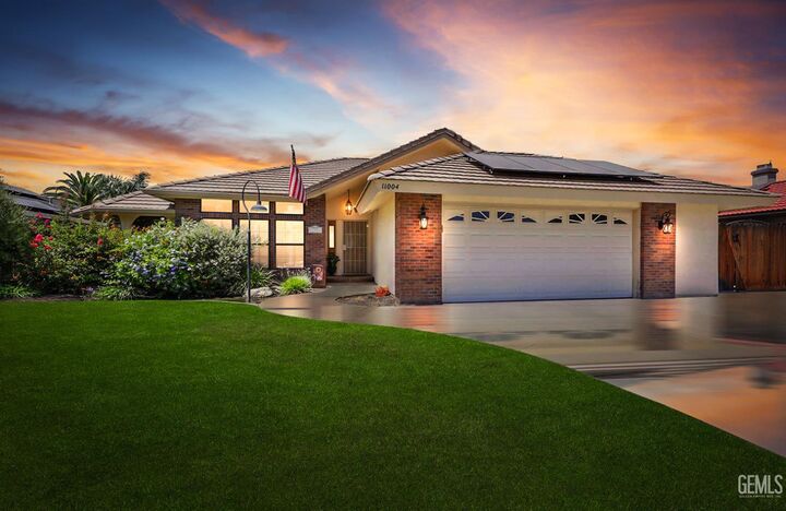11004 Dapple Way  Bakersfield CA 93312 photo
