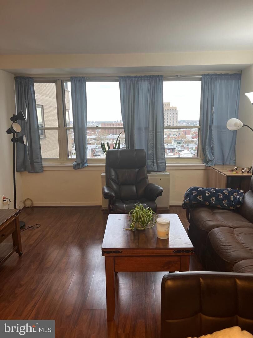 Property Photo: 1806 Rittenhouse Square 18 1006 PA 19103