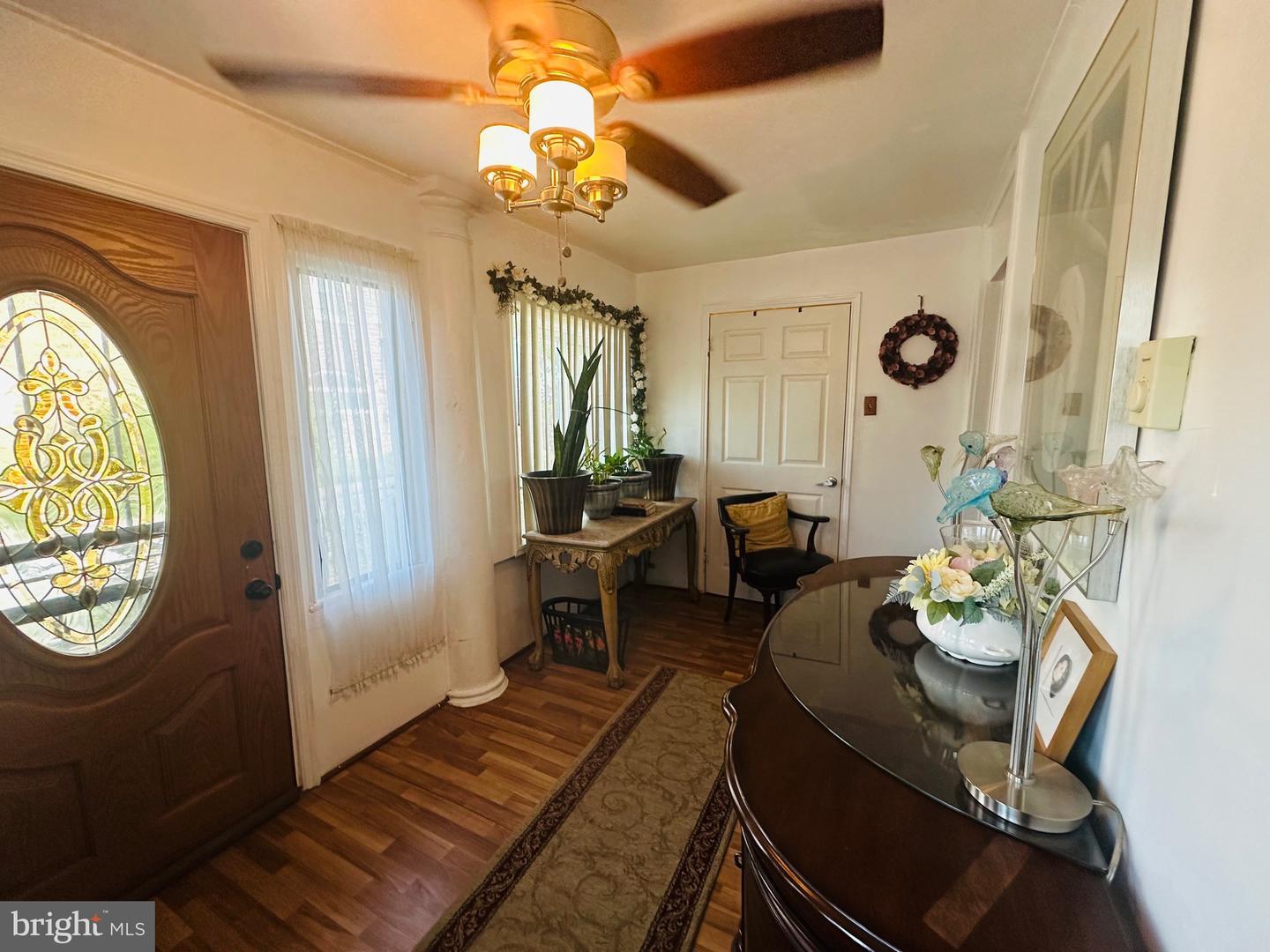 Property Photo: 7412 Cedar Lane PA 19027