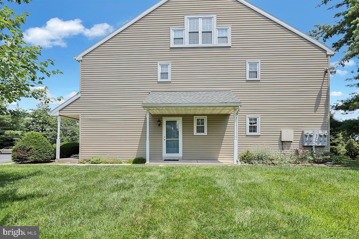 901 Christopher Drive  Reading PA 19610 photo