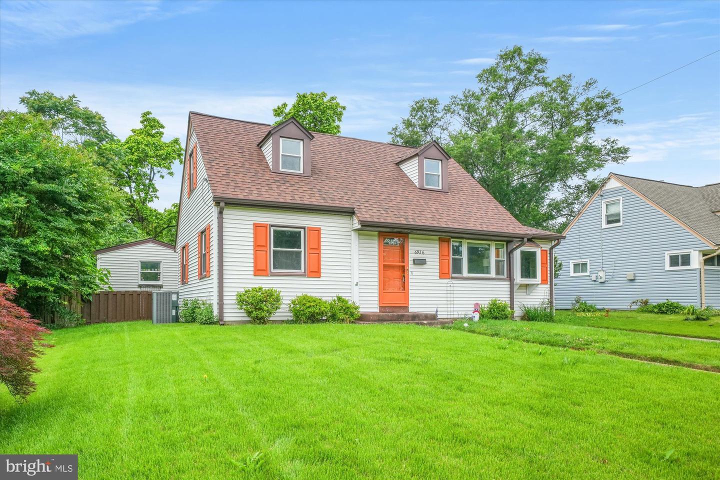 Property Photo:  6926 Vanderbilt Drive  VA 22307 