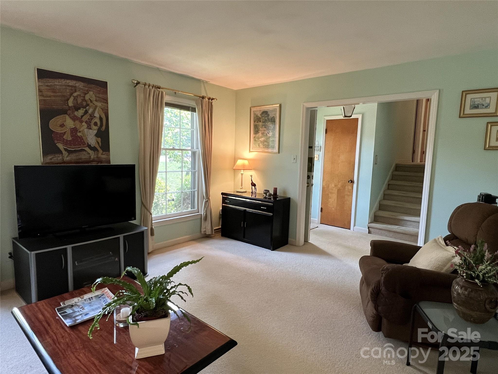 Property Photo: 5938 Sharon Road NC 28210
