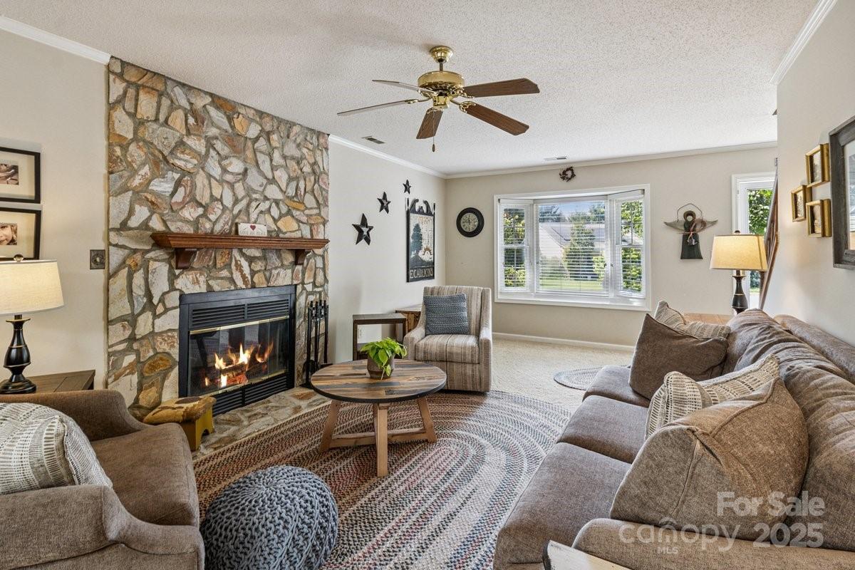 Property Photo:  2 Westminster Drive  NC 28804 