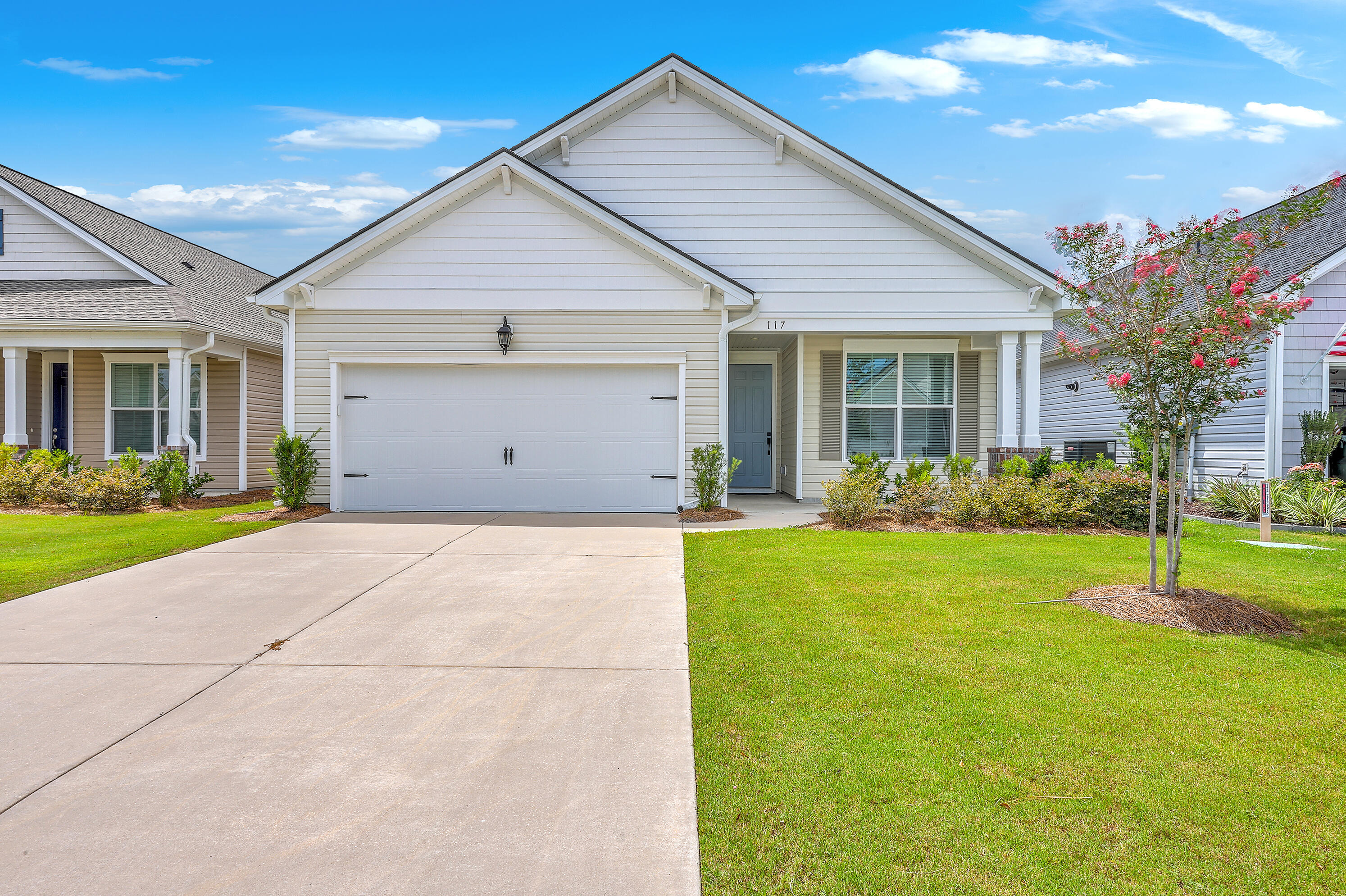 Property Photo: 117 Leeward Landing SC 29486