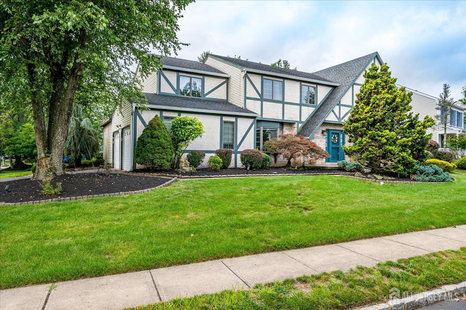 Property Photo: 1 Hamilton Court NJ 08824