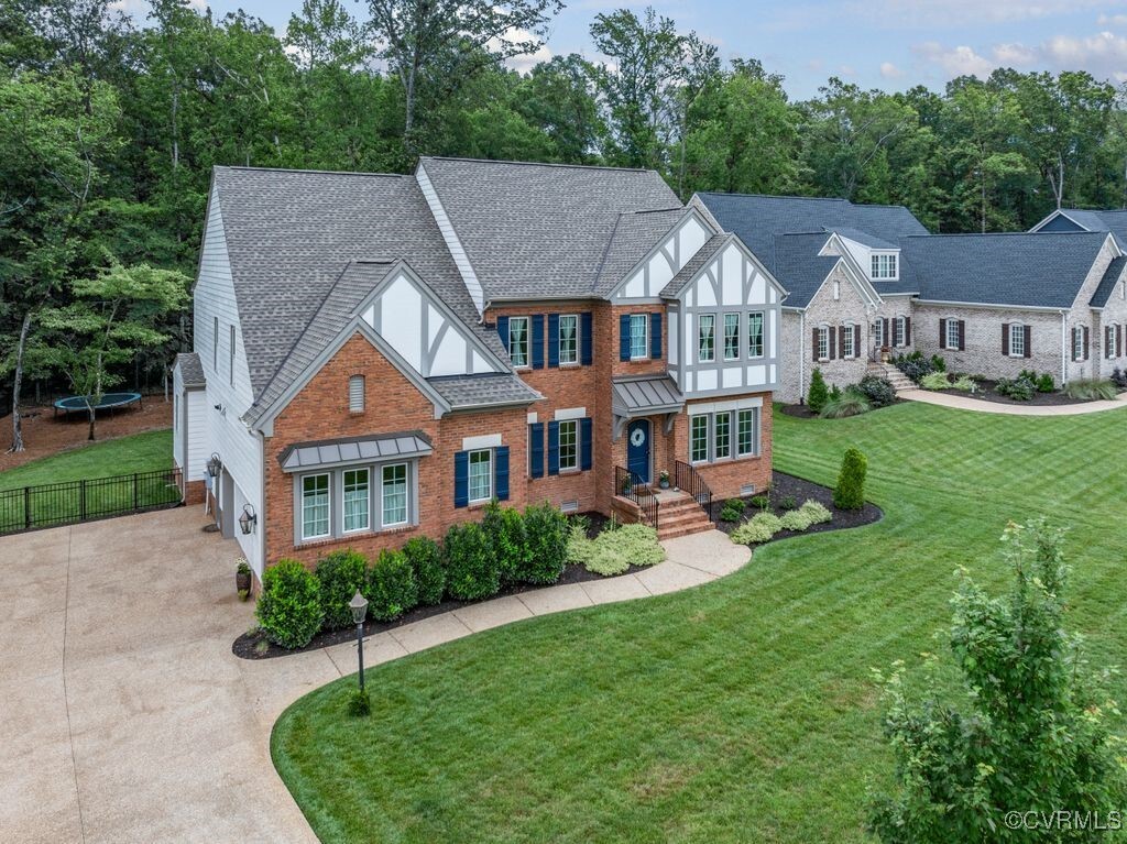 Property Photo: 13518 Kelham Road VA 23113