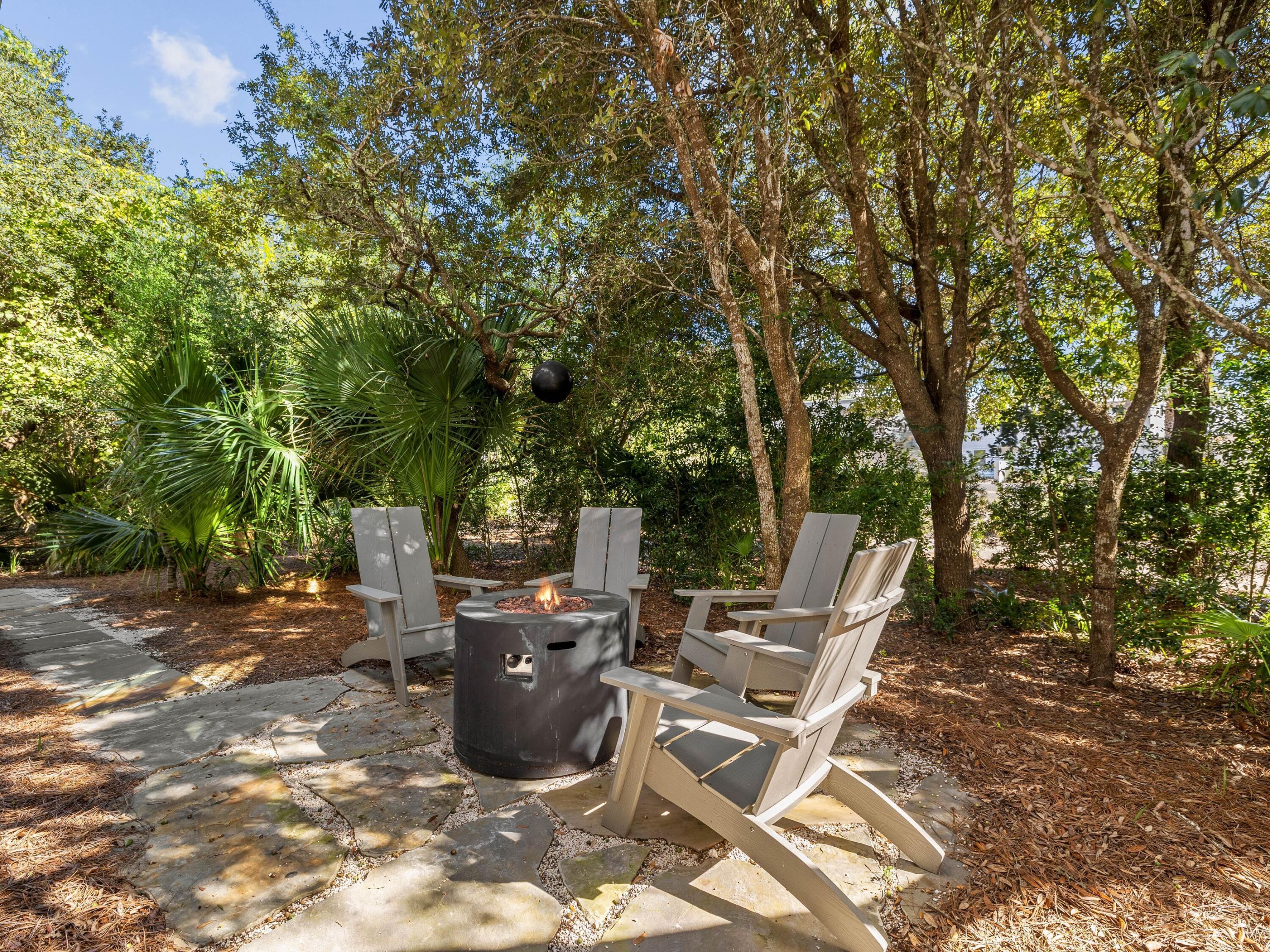 Property Photo:  191 Sand Oaks Circle  FL 32459 
