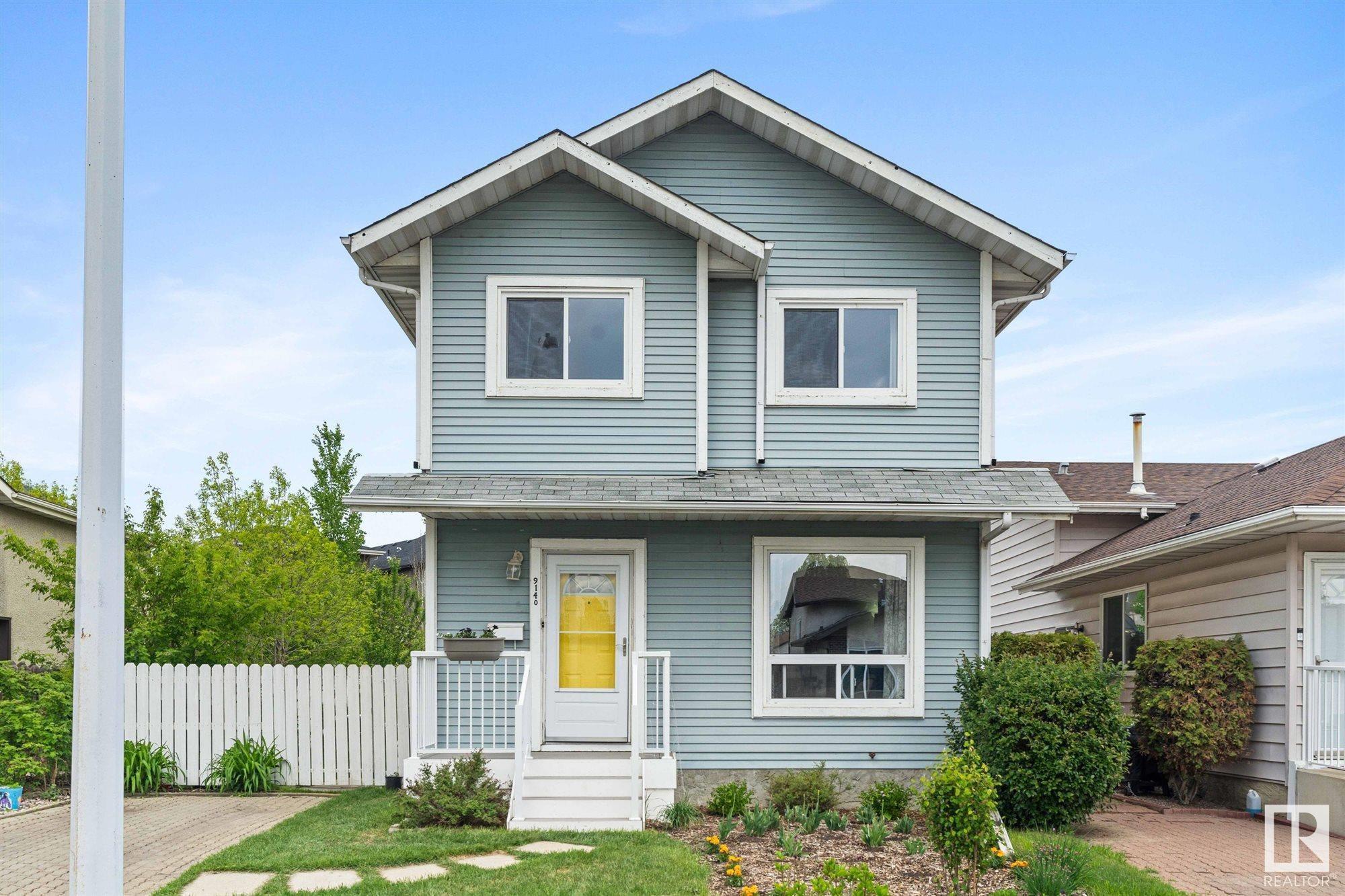Property Photo:  9140 180A Avenue NW  AB T5Z 2K2 