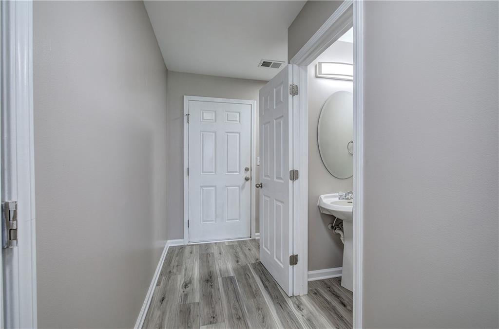 Property Photo: 131 Princeton Avenue GA 30103