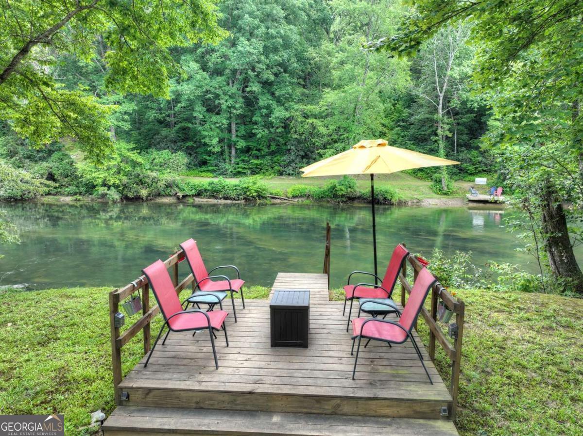 Property Photo:  588 Blackberry Drive  GA 30559 