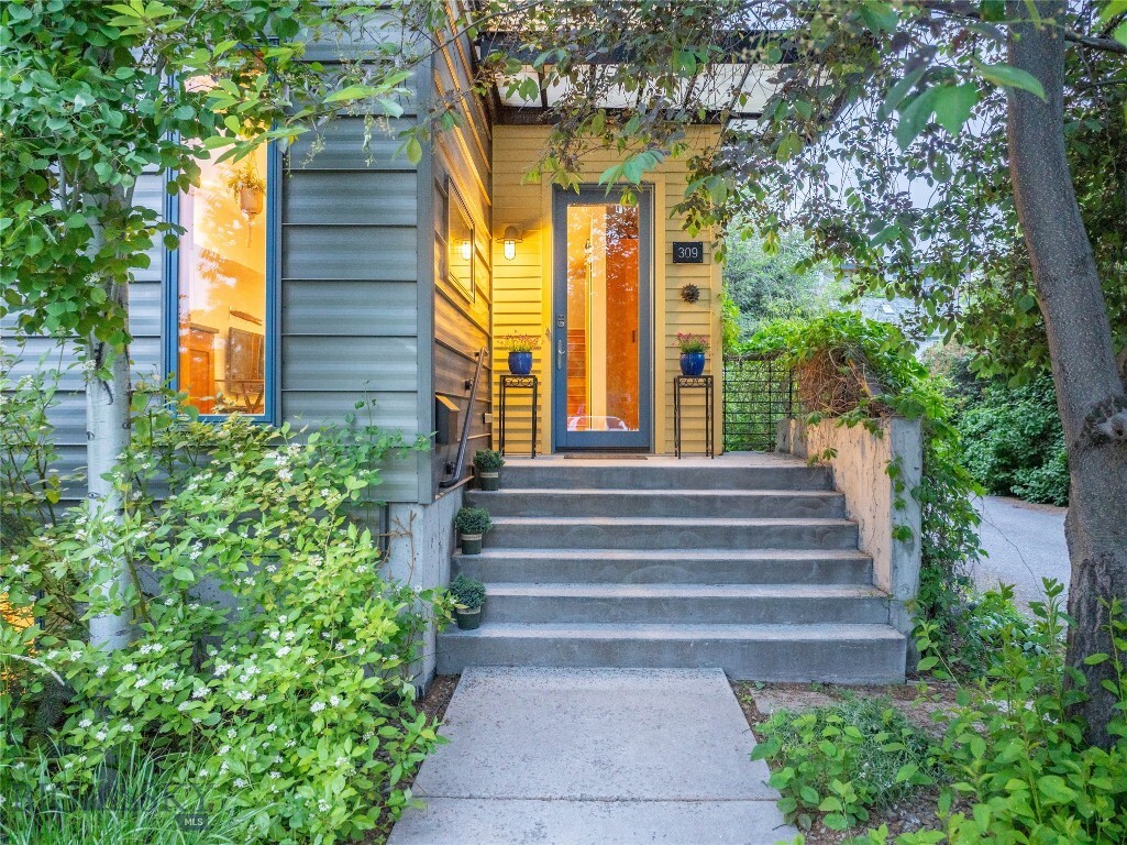 309 N Black Avenue  Bozeman MT 59715 photo
