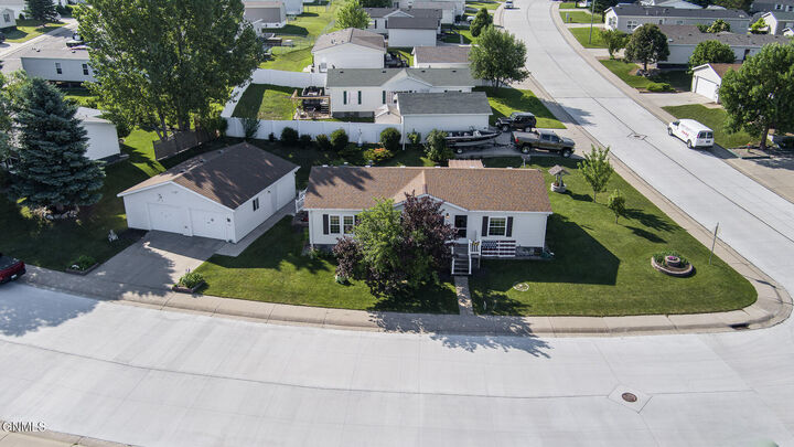 1703 N Valley Loop  Bismarck ND 58503 photo