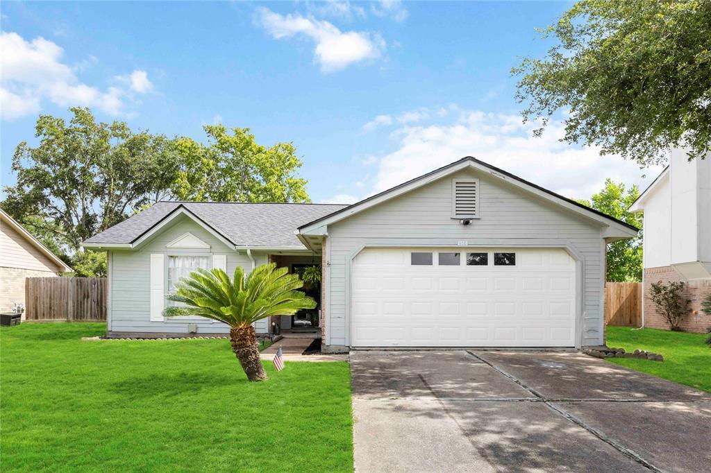 Property Photo: 2518 Northern Drive TX 77573
