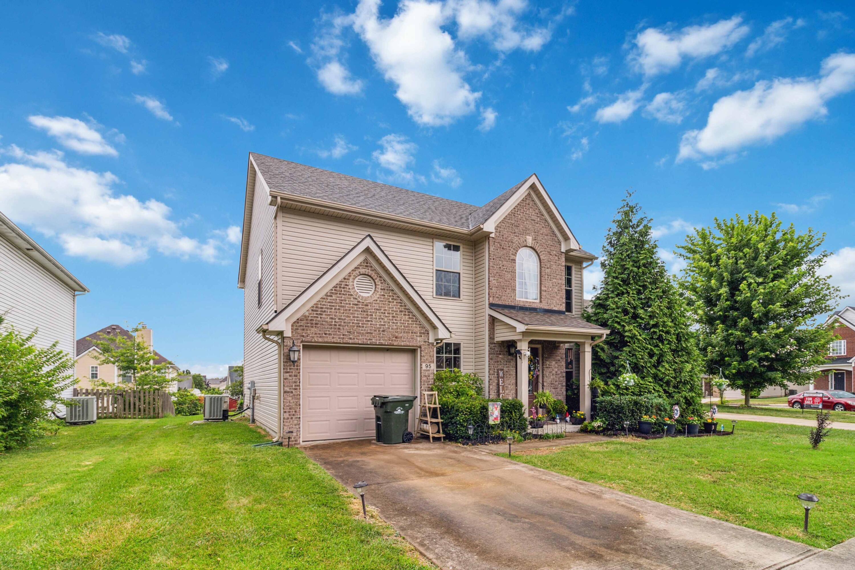 Property Photo: 95 Brookford Way KY 40324