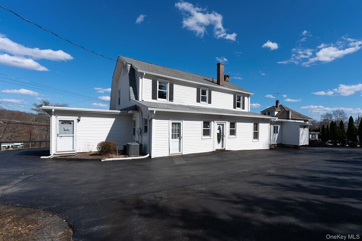 Property Photo:  105 Gleneida Avenue  NY 10512 