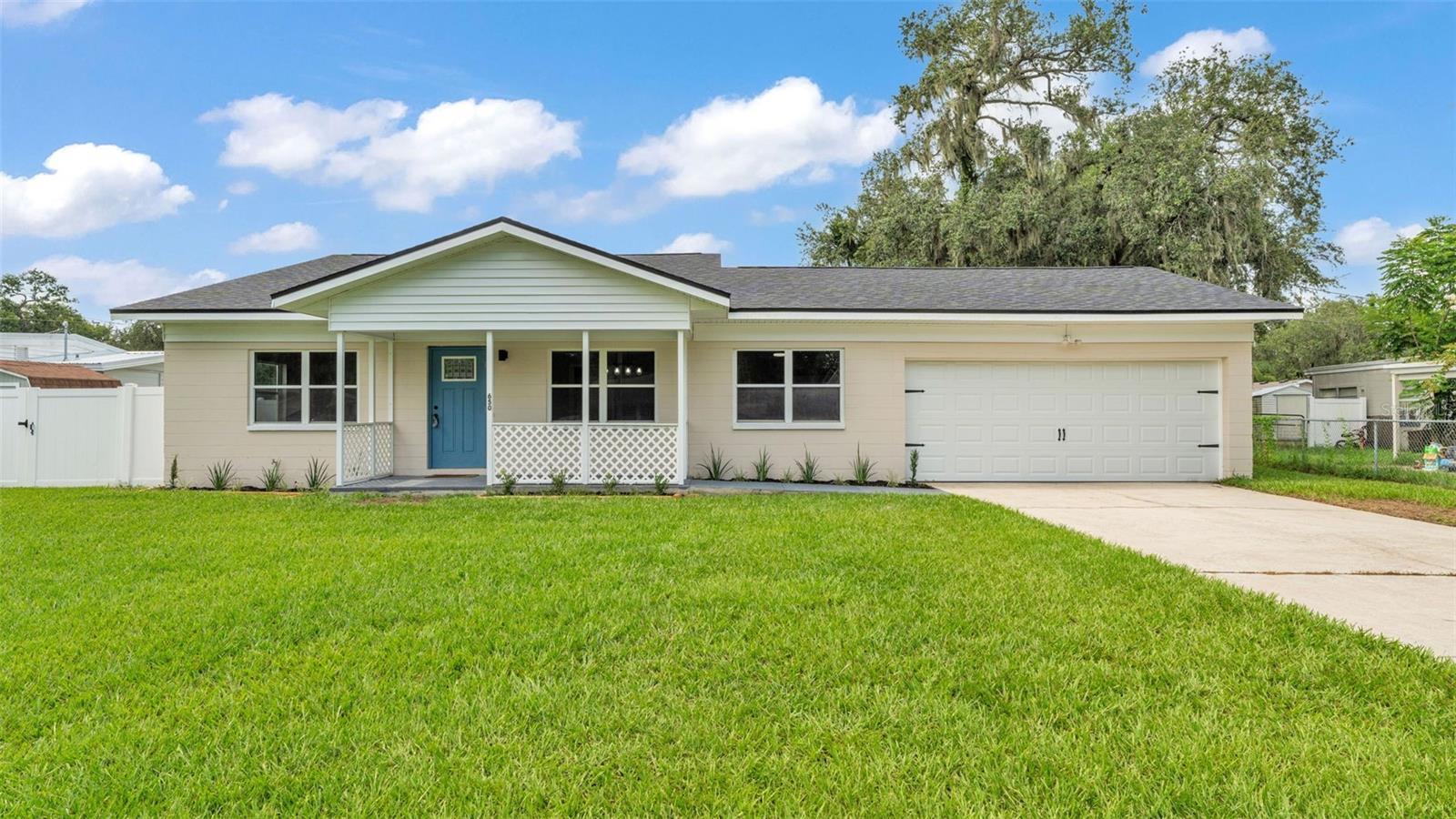 Property Photo: 650 W Pearl Street FL 33830