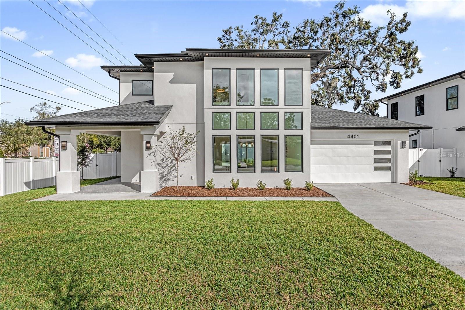 Property Photo: 4401 Rockledge Road FL 32807
