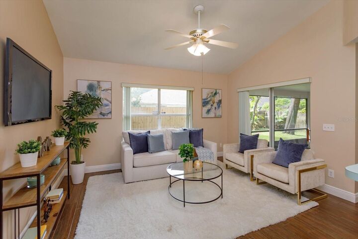 Property Photo: 1354 American Elm Drive FL 32714