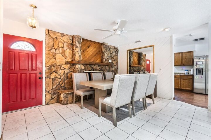Property Photo: 135 Georgia Avenue FL 34769