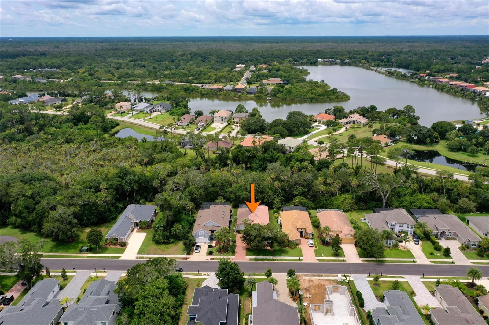 Property Photo: 34 S Riverwalk Drive FL 32137