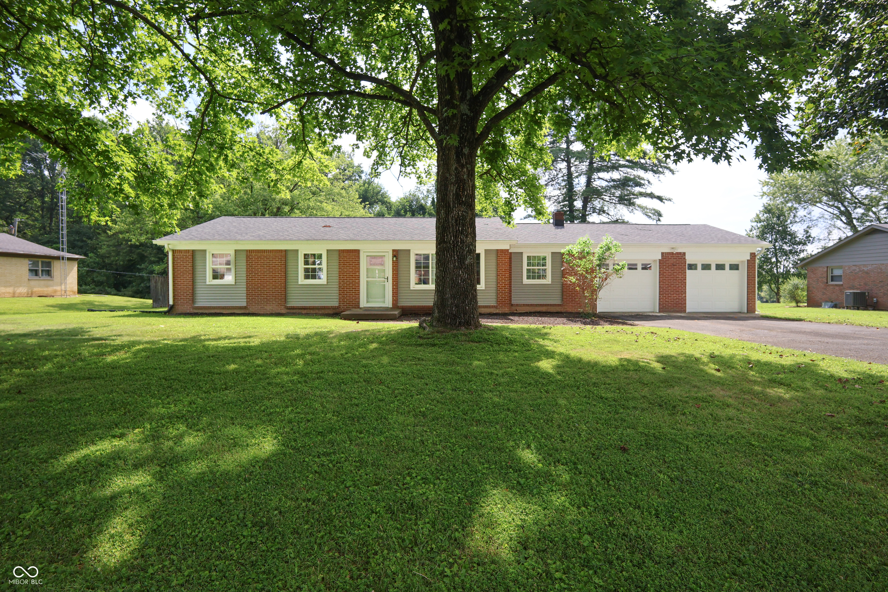 Property Photo: 2881 S Catalina Drive IN 47201