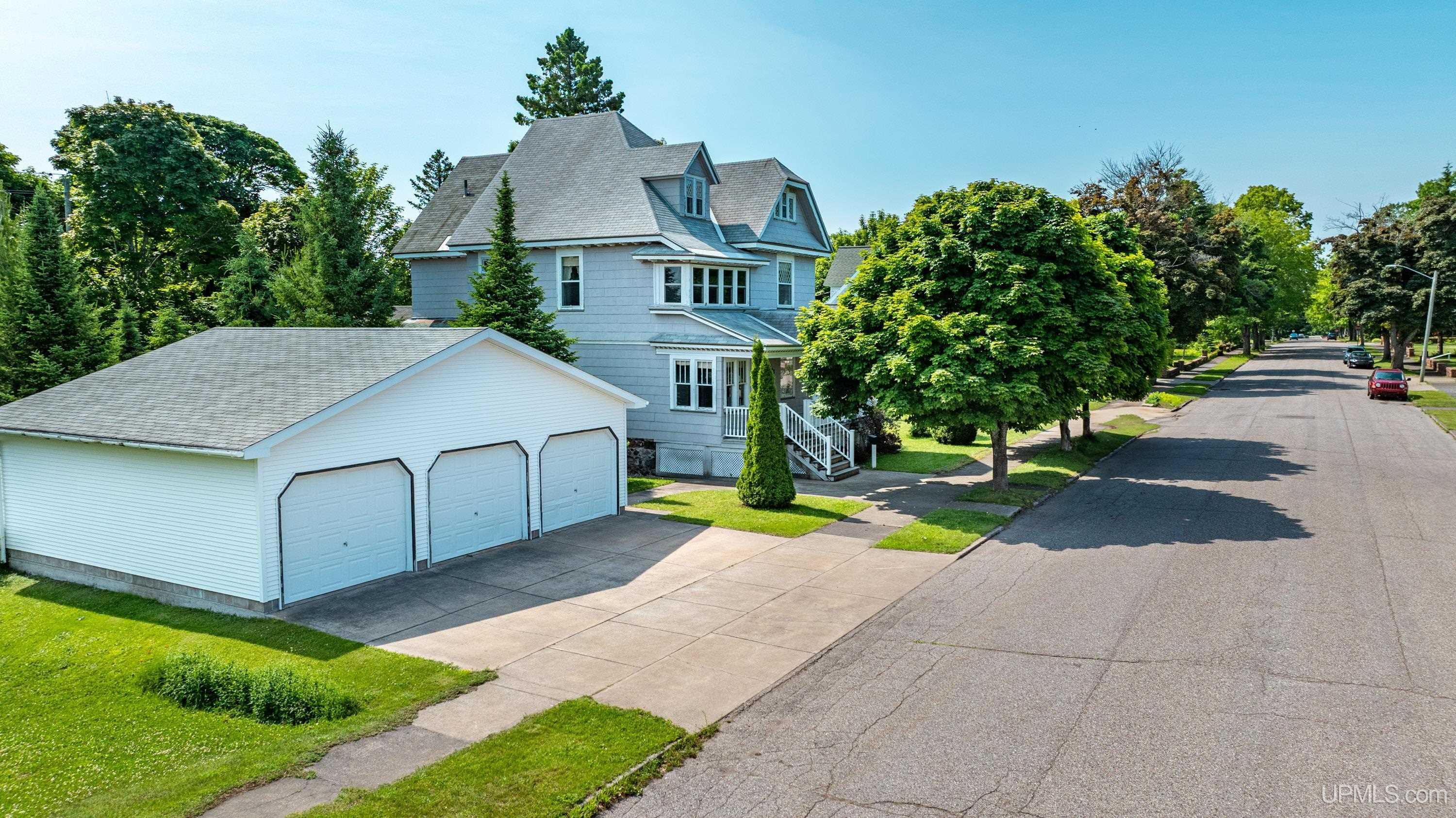 Property Photo: 208 Pewabic Street MI 49913