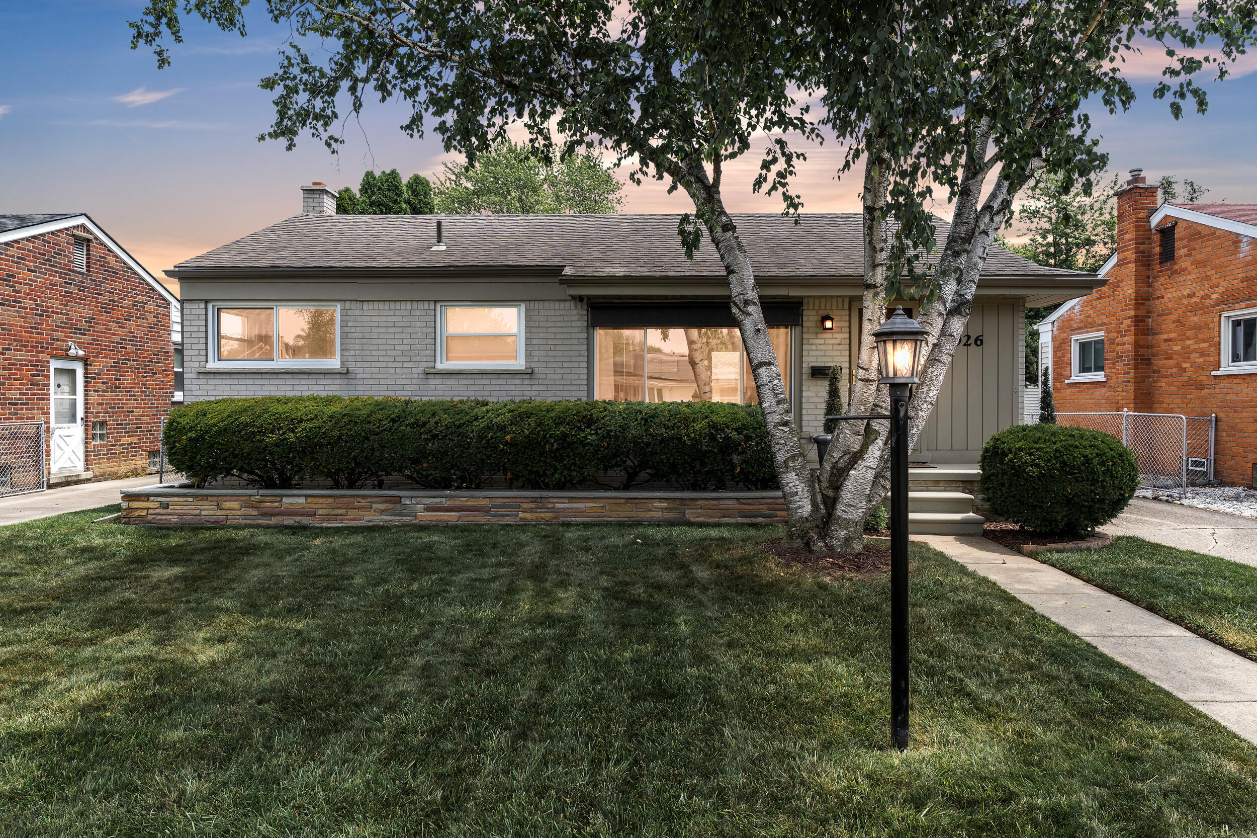 Property Photo: 1026 Cardwell Street MI 48135