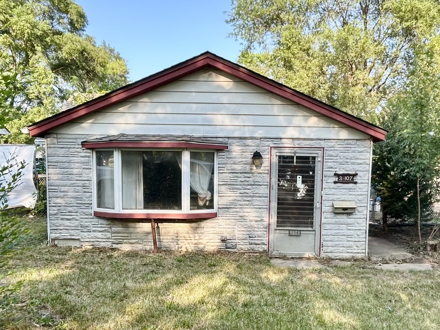 Property Photo: 2407 Horeb Avenue IL 60099