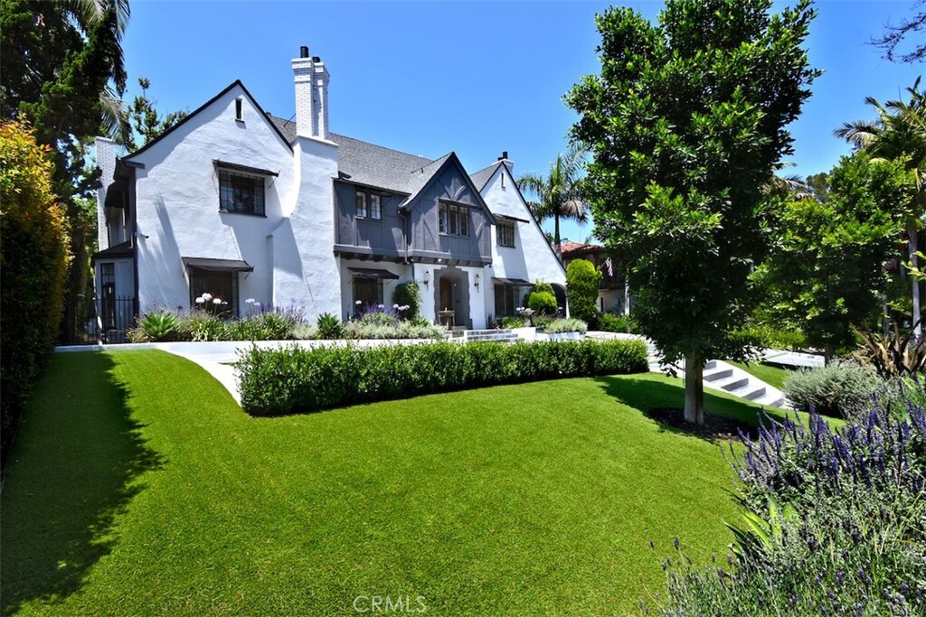 Property Photo: 5005 Los Feliz Boulevard CA 90027