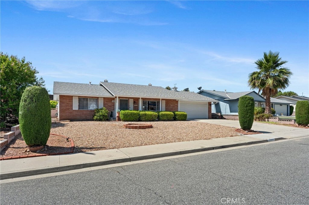 Property Photo: 25869 Sandy Lodge Road CA 92586