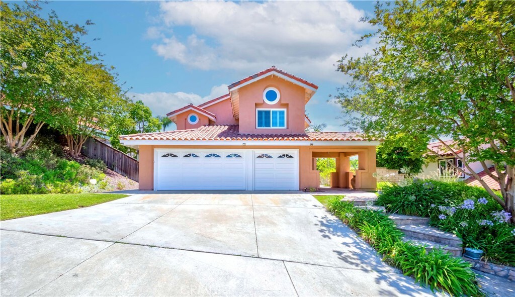 Property Photo: 5560 Via Cantada CA 92887
