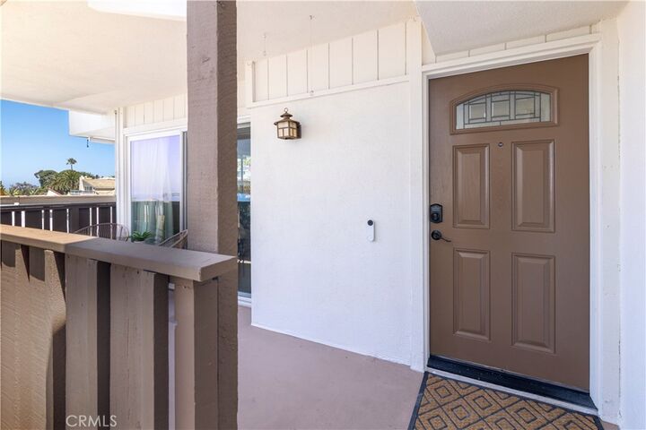 Property Photo:  881 Calle Pluma  CA 92673 