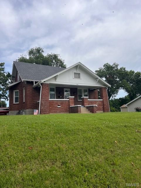 Property Photo: 915 N Kingshighway Street MO 63301