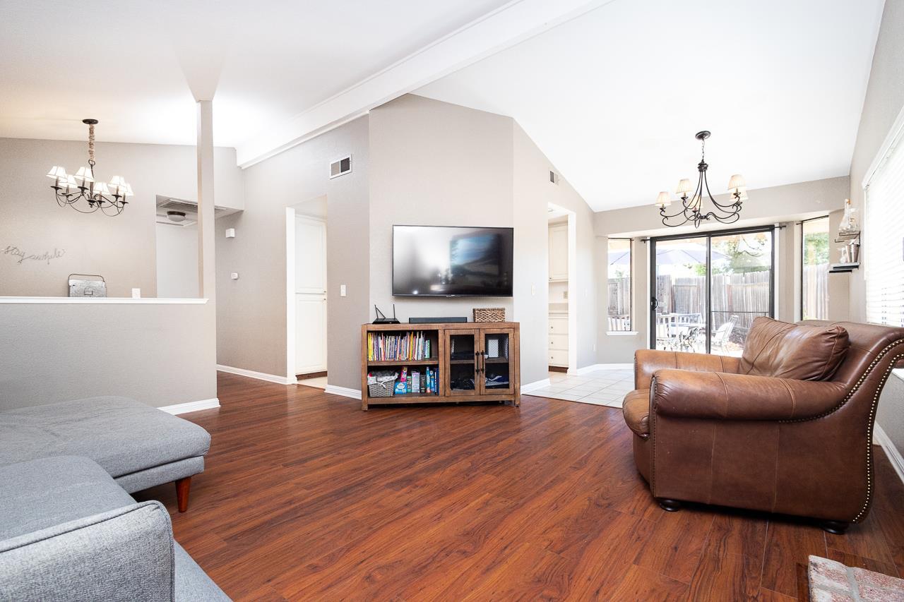 Property Photo: 1414 Santa Fe Circle CA 95678