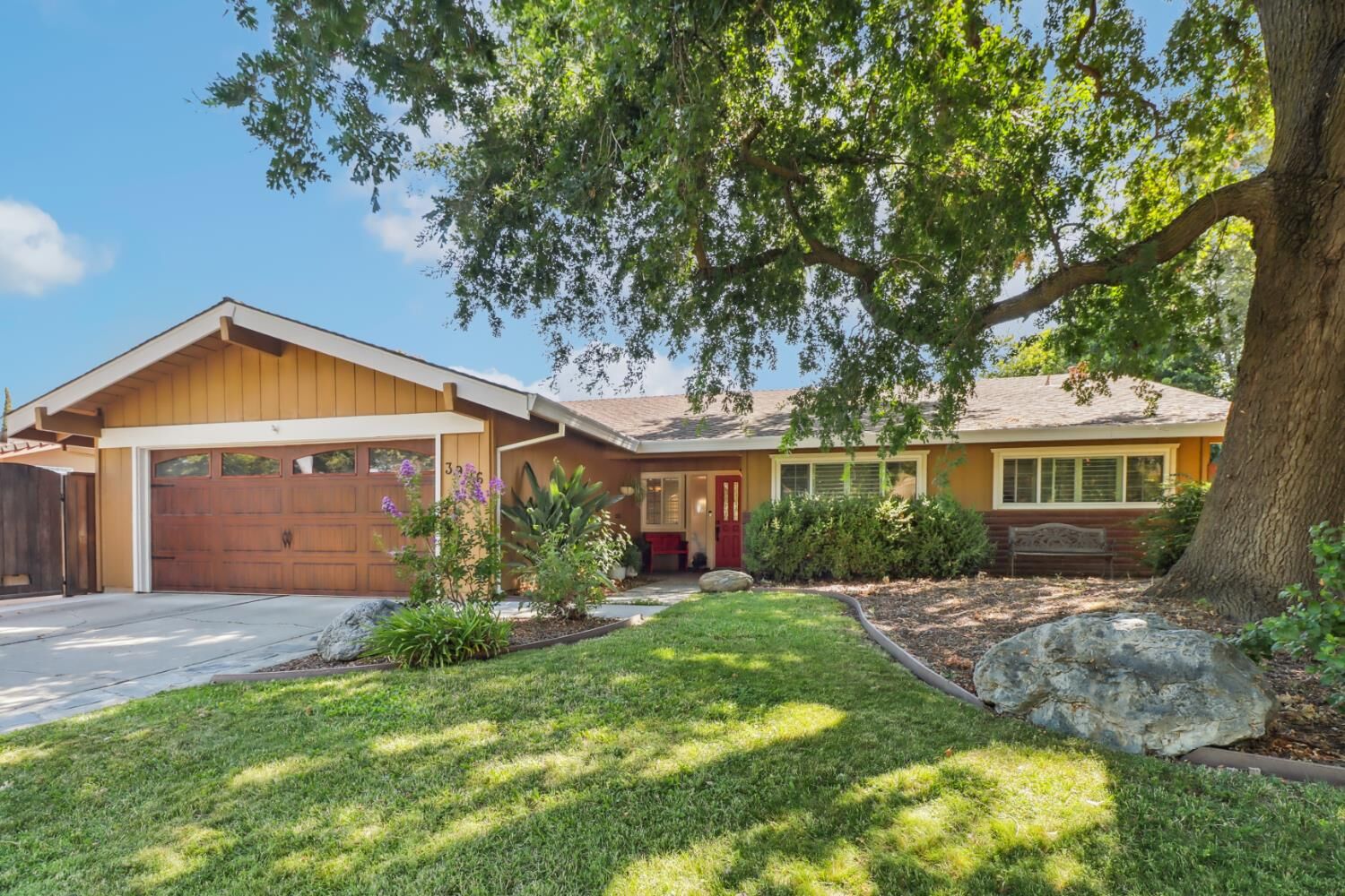 Property Photo: 3906 Washoe Street CA 95618