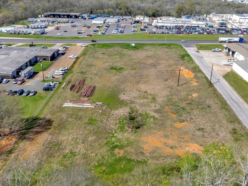 Property Photo:  1303 University Drive  TX 75961 
