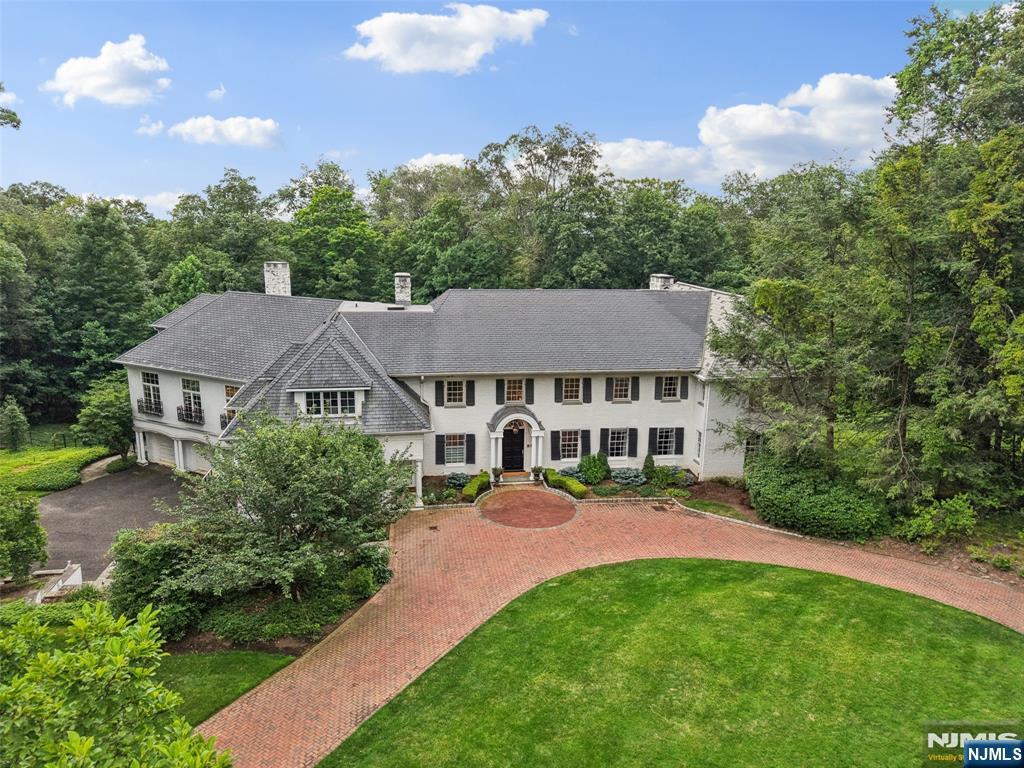 Property Photo: 11 Woodfield Lane NJ 07458