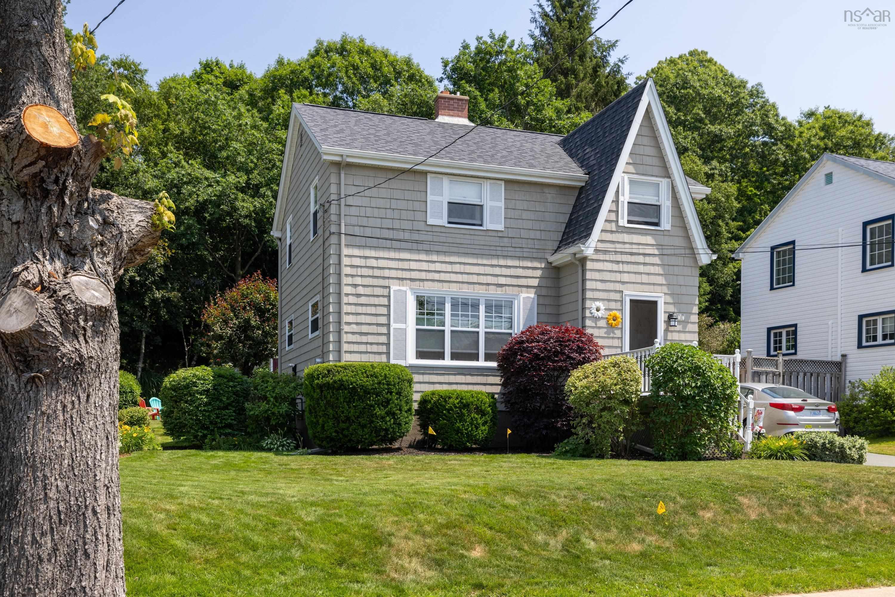 Photo de la propriété: 77 Newcastle Street NS B2Y 3M8
